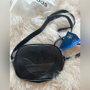 BNWT Adidas Classic Adicolor Black “leather” Trefoil Crossbody women’s purse bag